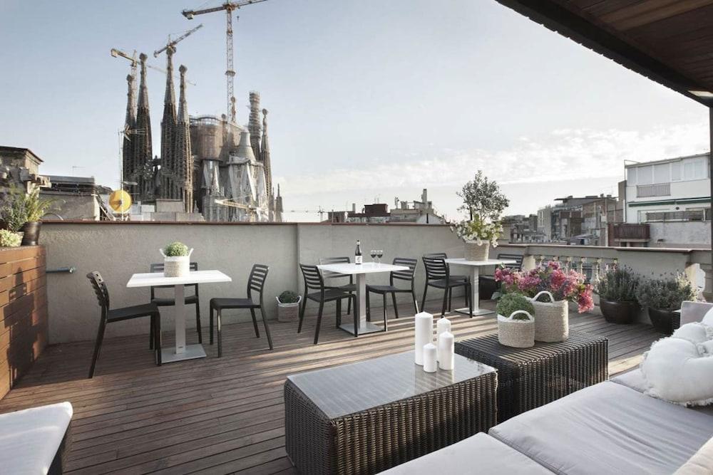 Enjoybcn Gaudi Apartments บาร์เซโลนา ภายนอก รูปภาพ