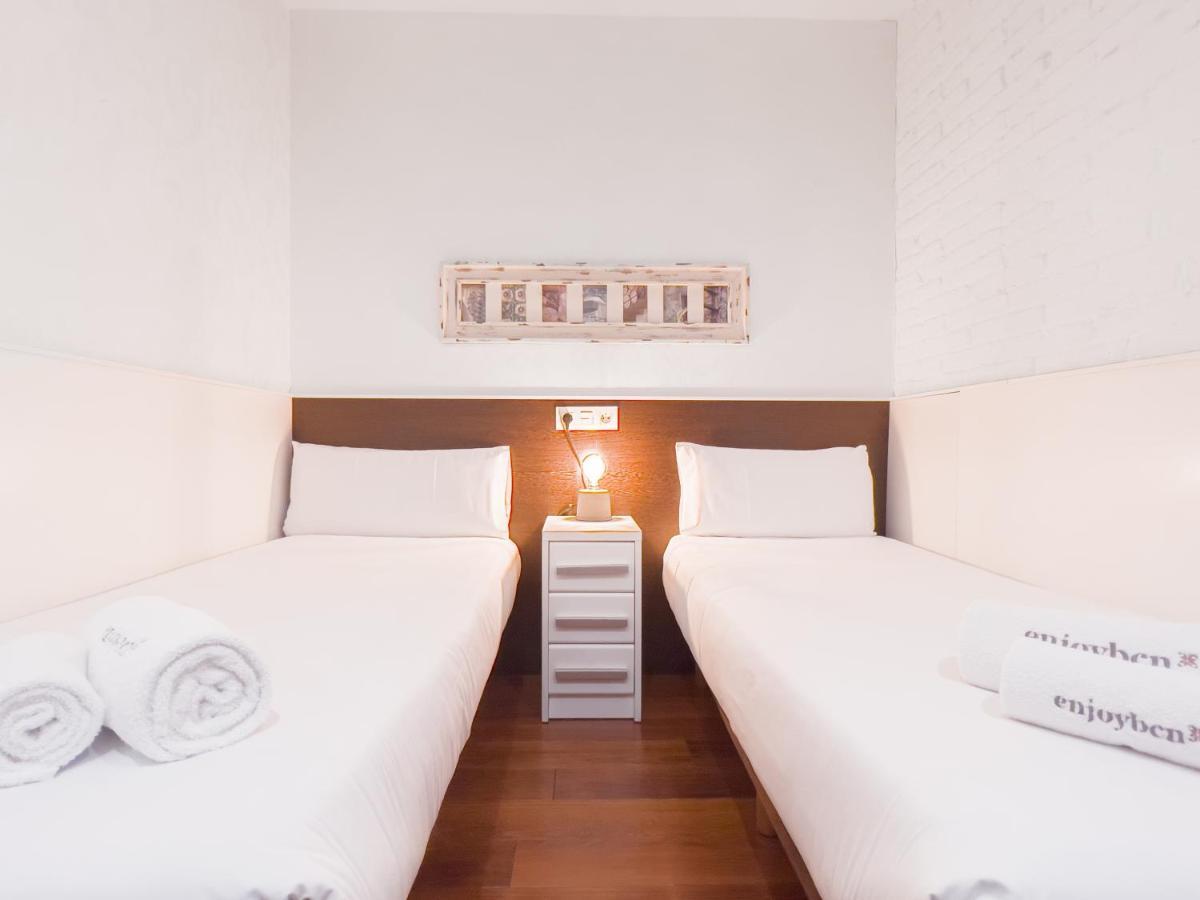 Enjoybcn Gaudi Apartments บาร์เซโลนา ภายนอก รูปภาพ