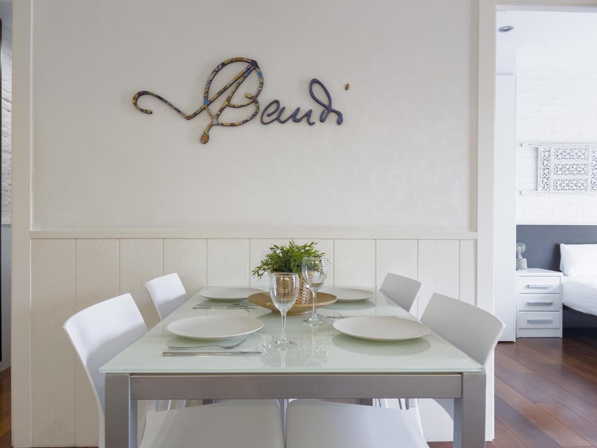 Enjoybcn Gaudi Apartments บาร์เซโลนา ภายนอก รูปภาพ