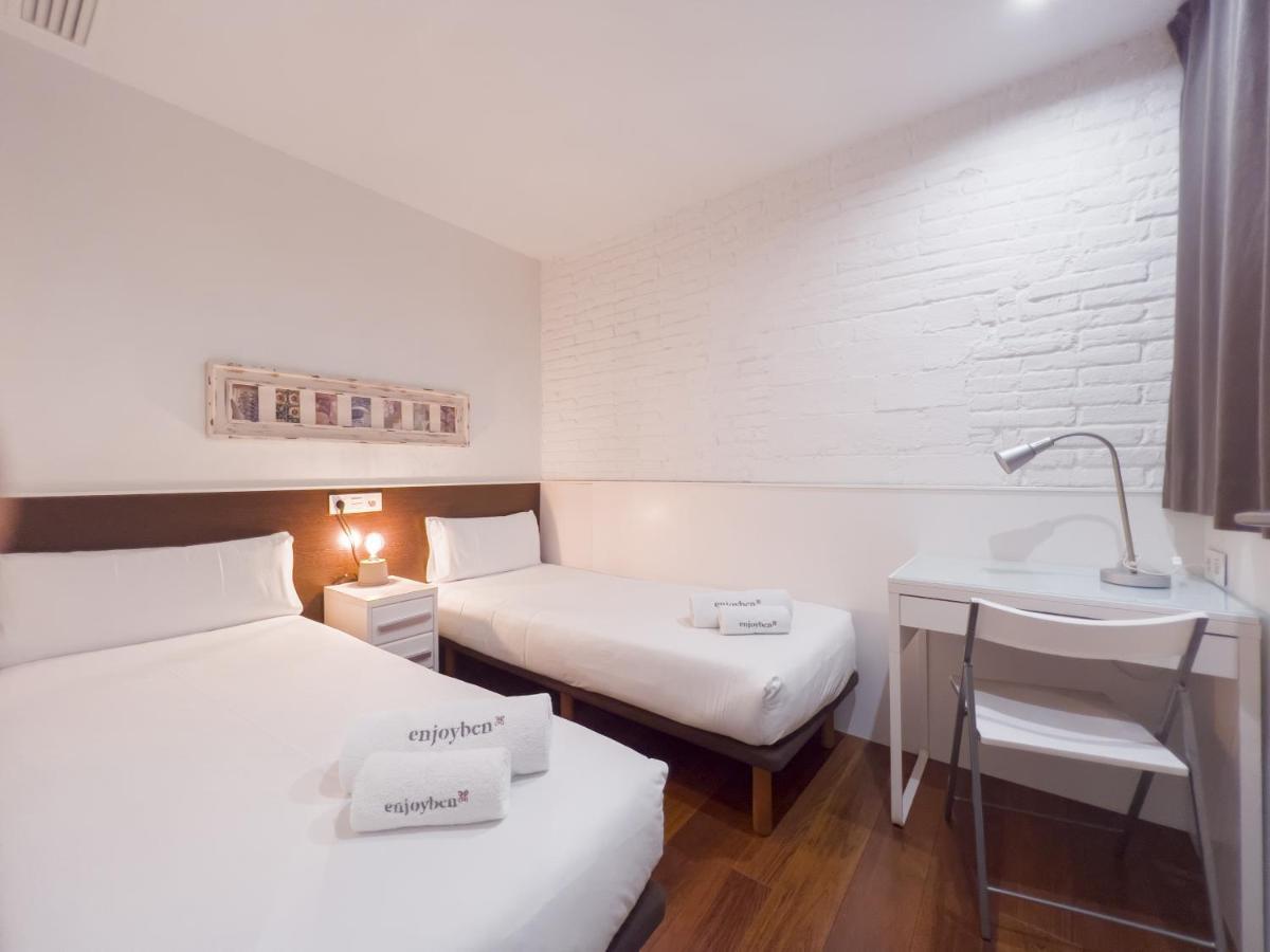 Enjoybcn Gaudi Apartments บาร์เซโลนา ภายนอก รูปภาพ