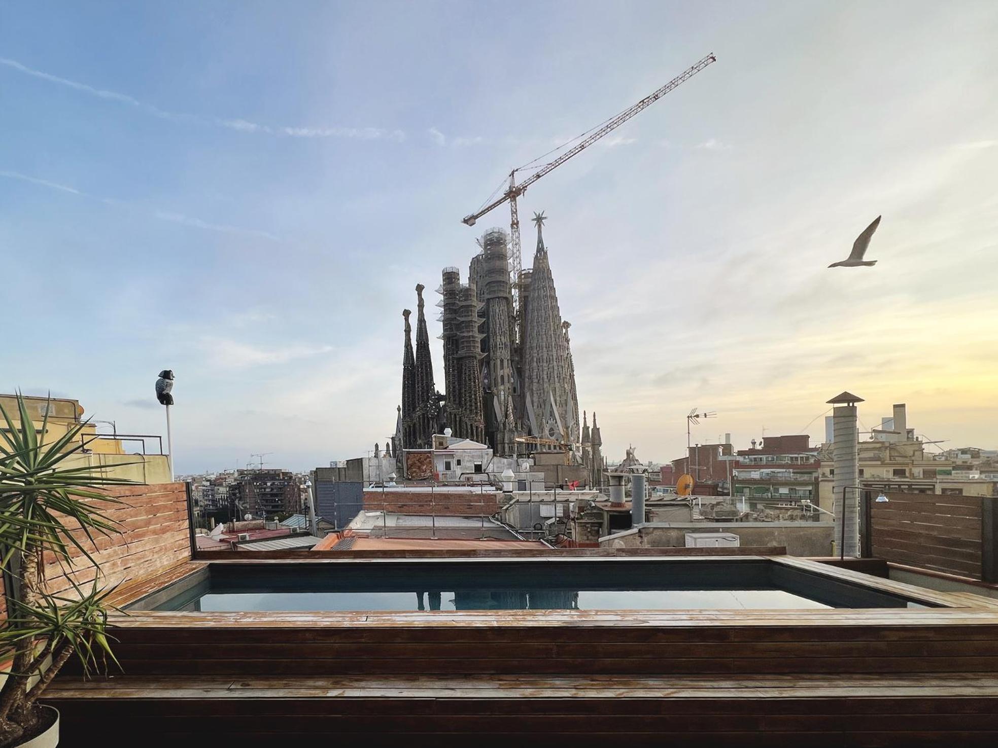 Enjoybcn Gaudi Apartments บาร์เซโลนา ภายนอก รูปภาพ