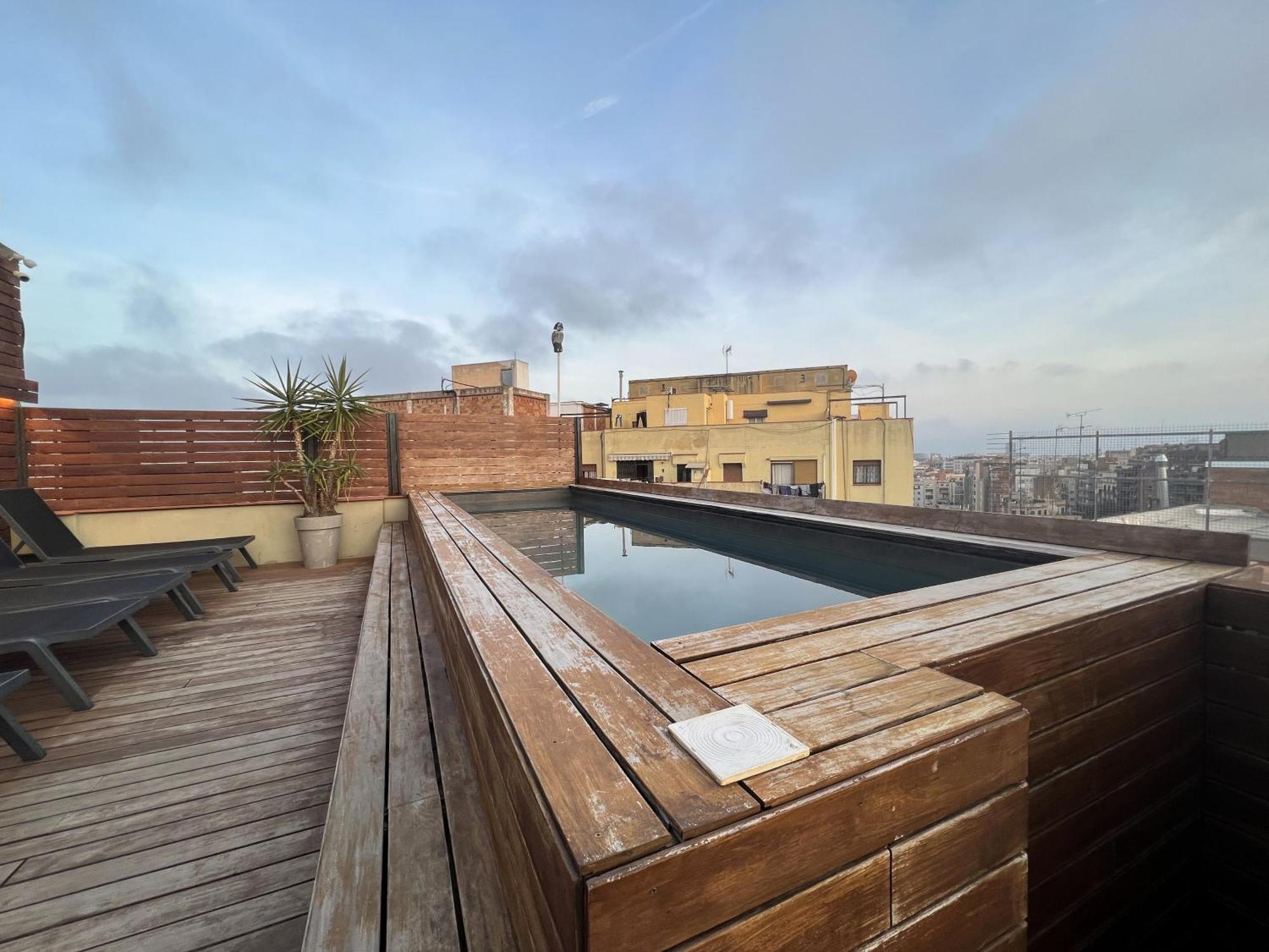 Enjoybcn Gaudi Apartments บาร์เซโลนา ภายนอก รูปภาพ